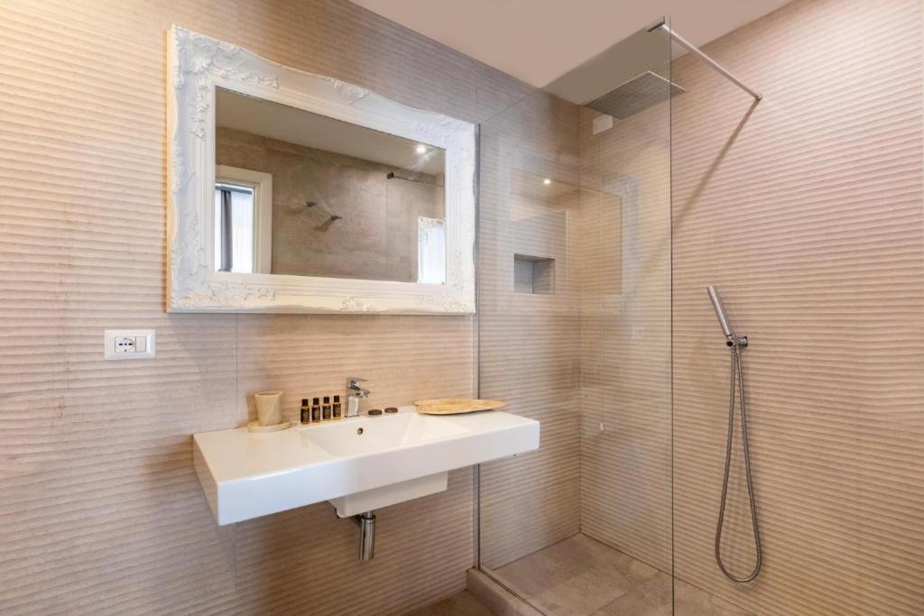 Spagna Art & Suites - Ca Domus Collection Rzym Zewnętrze zdjęcie